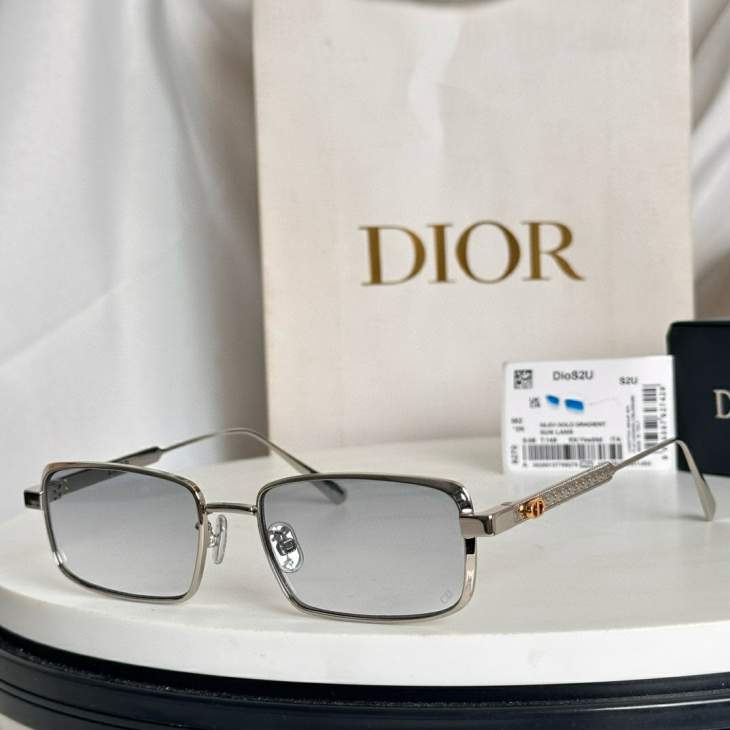 Picture of Dior Sunglasses _SKUfw76720827fw